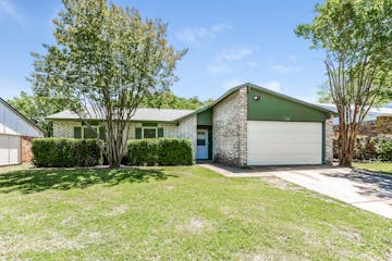 7106 Flameleaf Pl Dallas, TX 75249